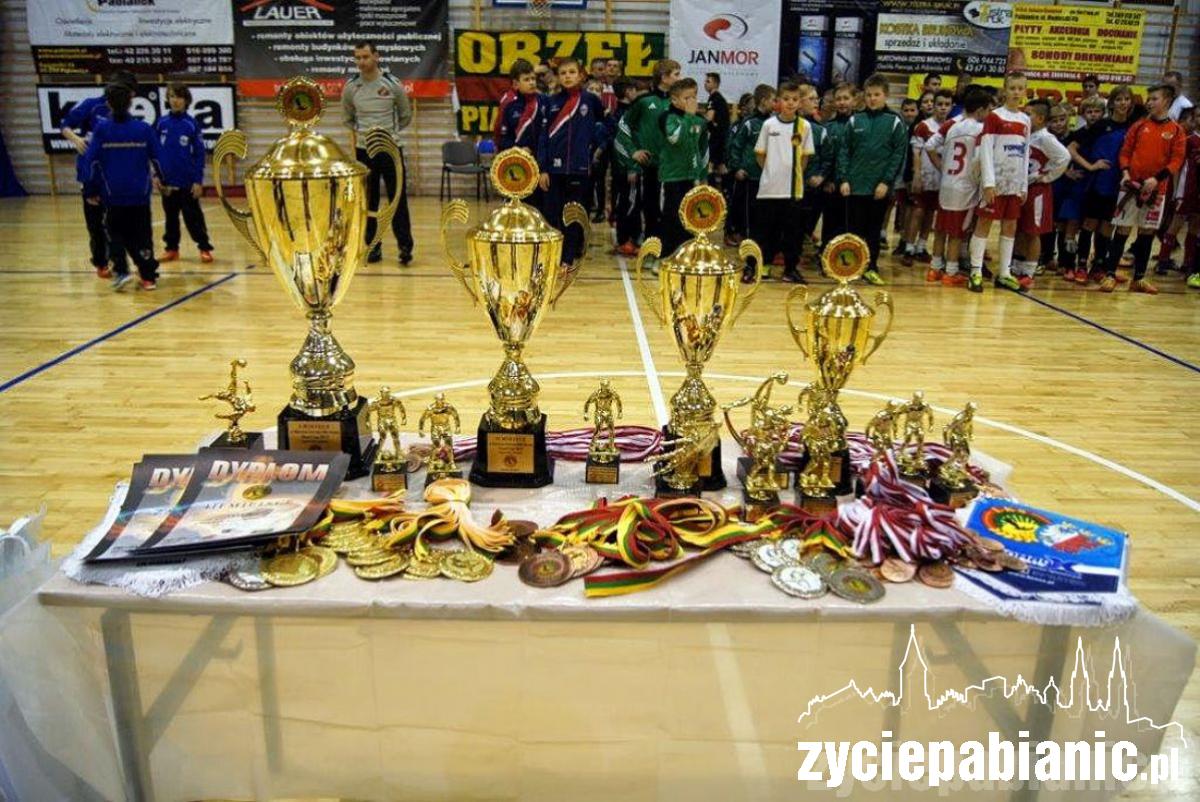 Twarde lądowanie Orła