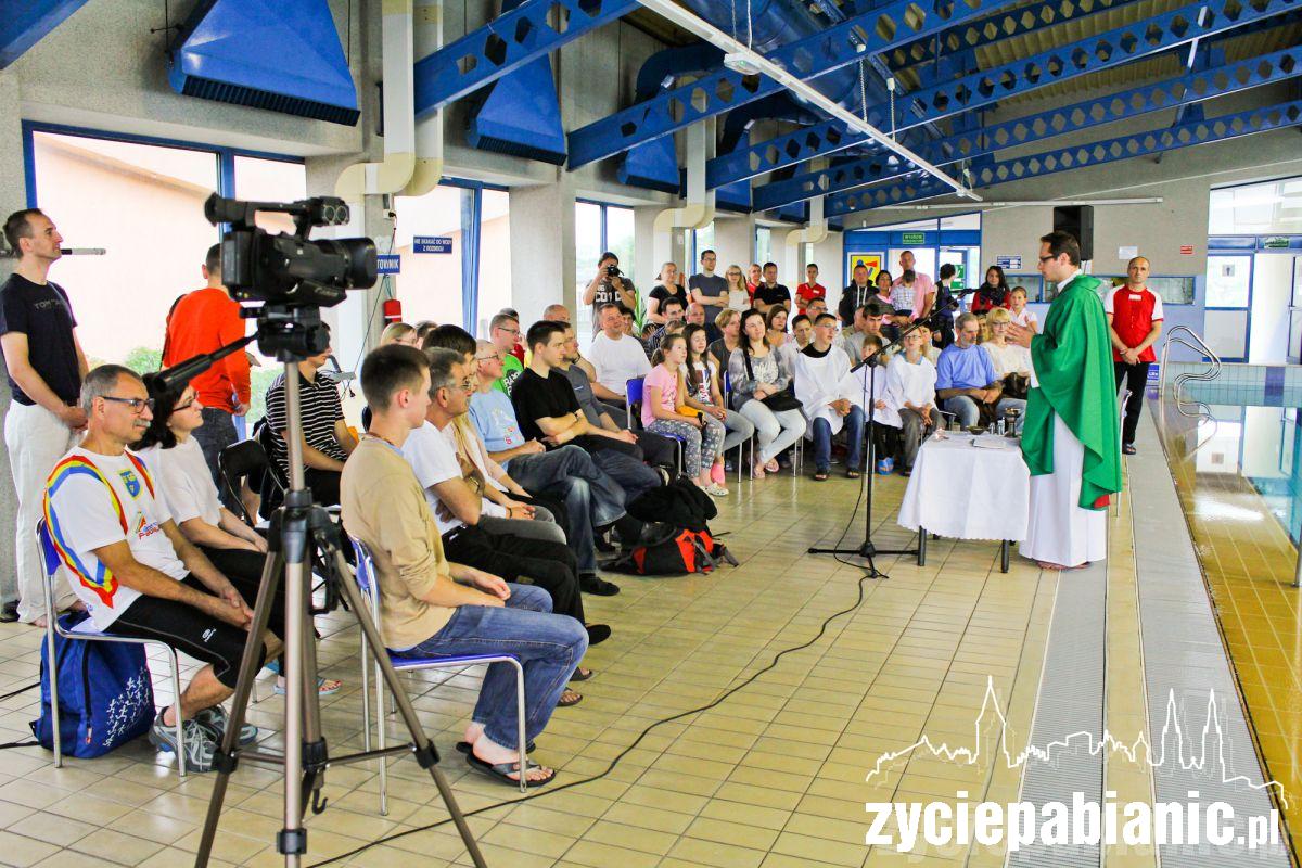 Pielgrzymka wciąż płynie