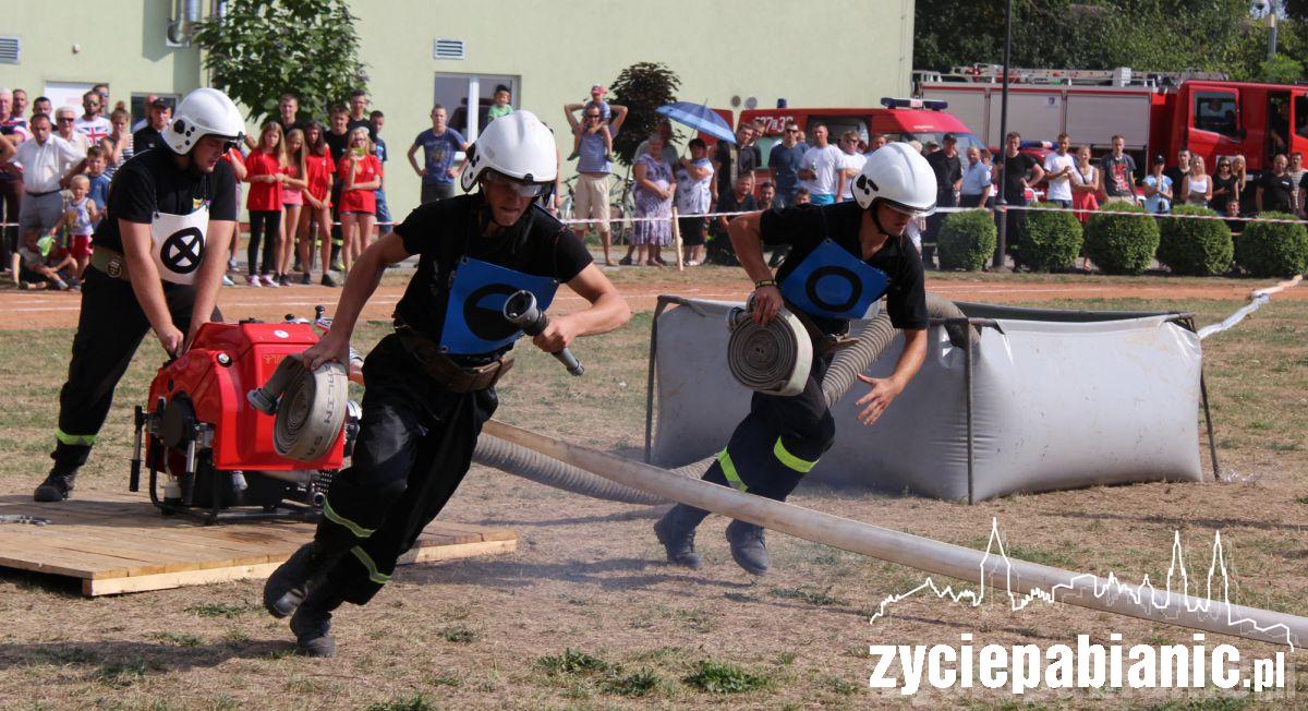 72 strażaków OSP w 30-stopniowym upale