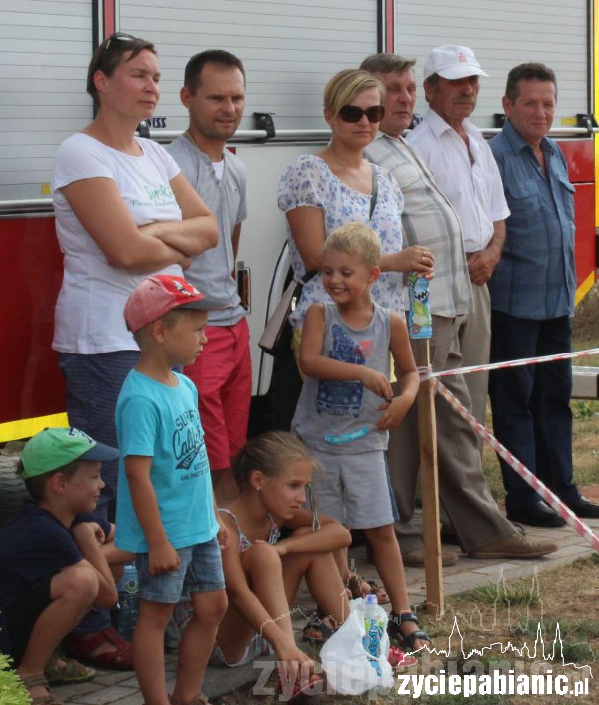 72 strażaków OSP w 30-stopniowym upale