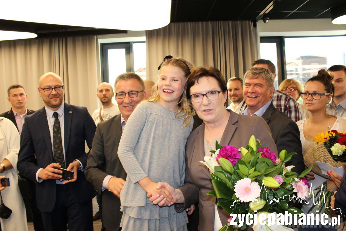Pani premier zjadła lunch w Fabryce Wełny