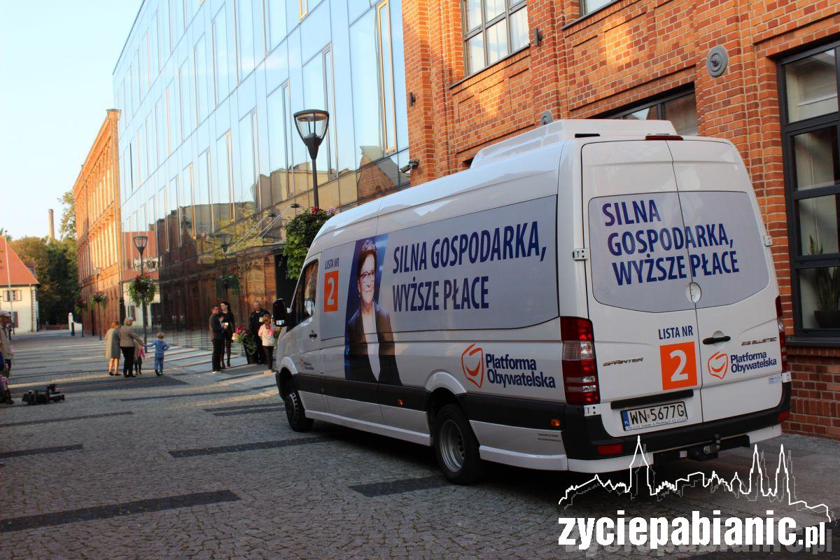 Pani premier zjadła lunch w Fabryce Wełny