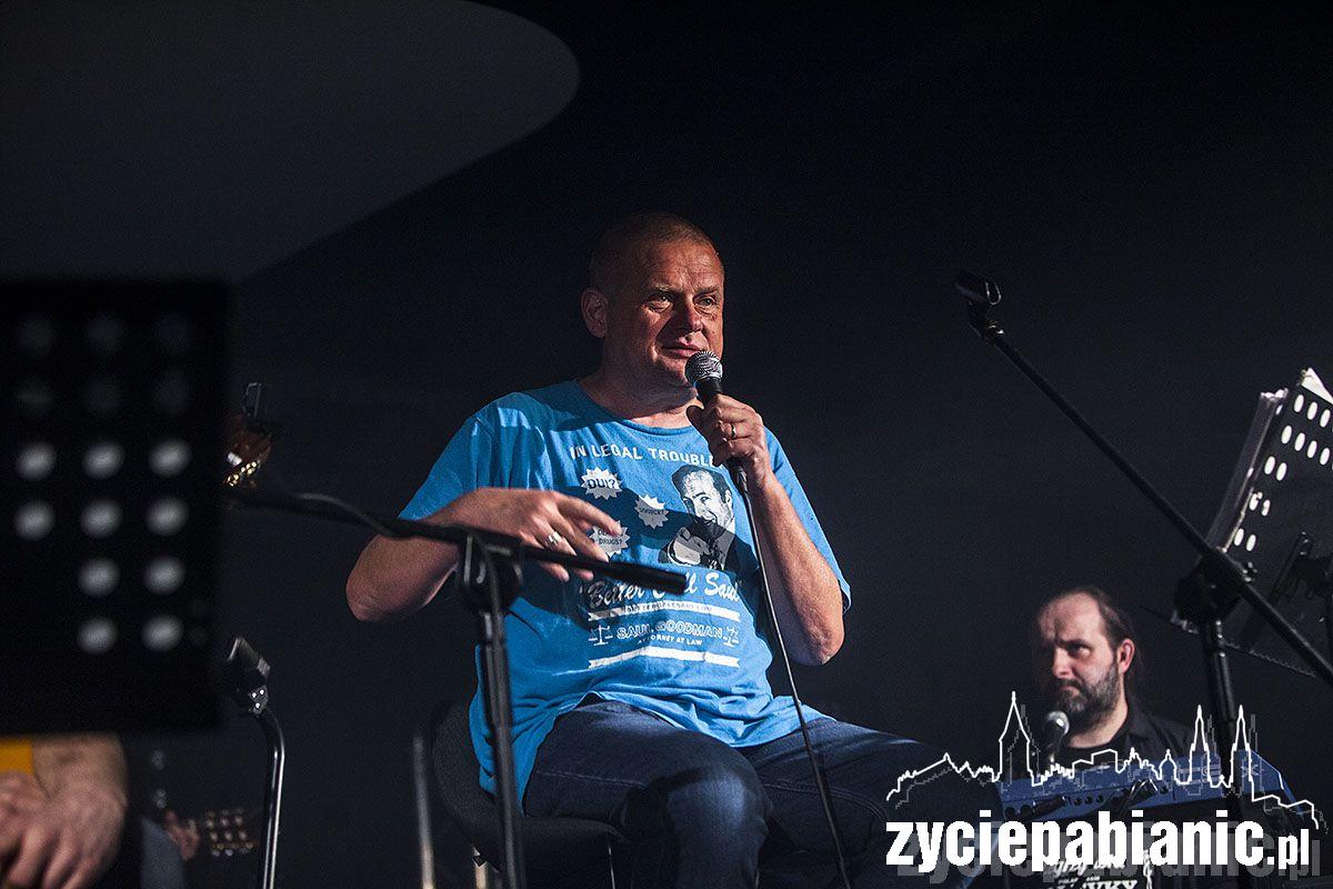 Kazik Staszewski w Pabianicach