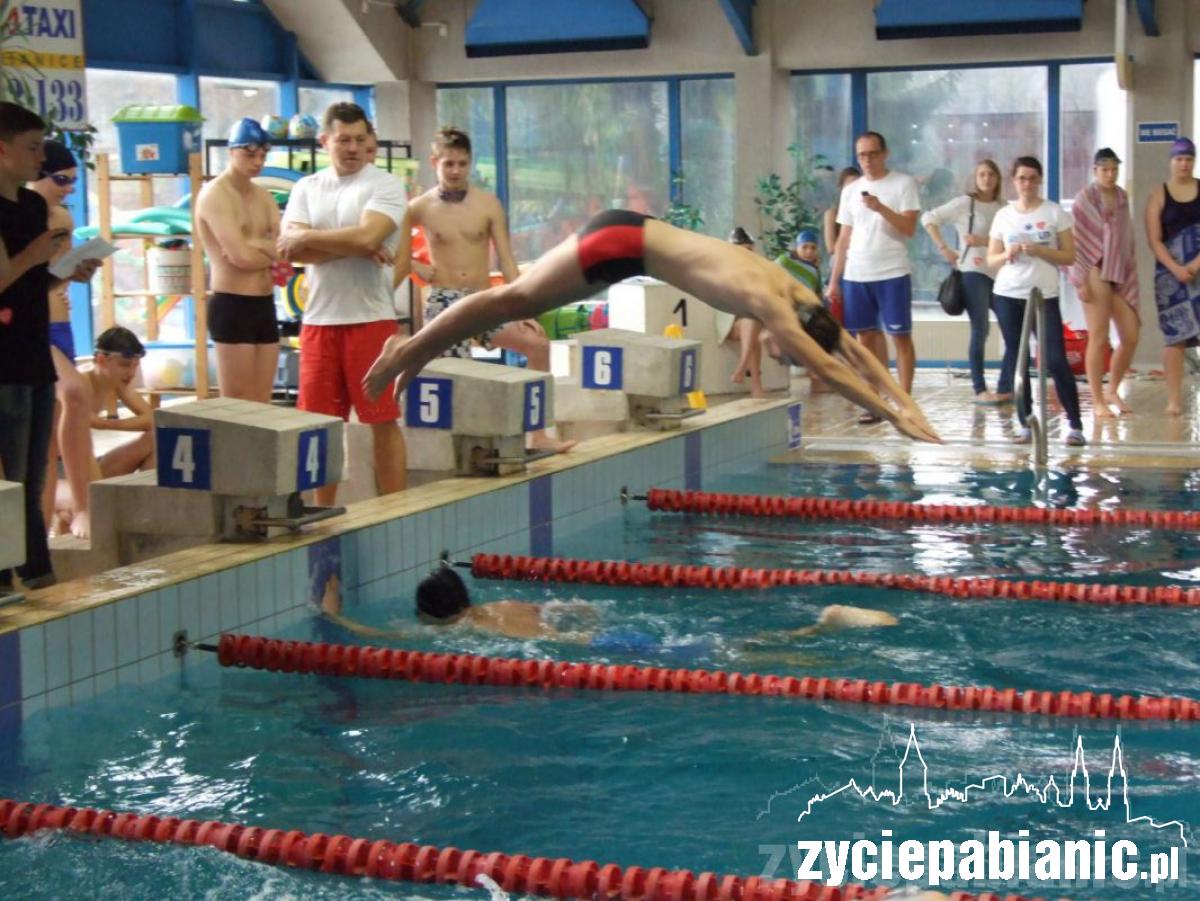 Orkiestra na basenie