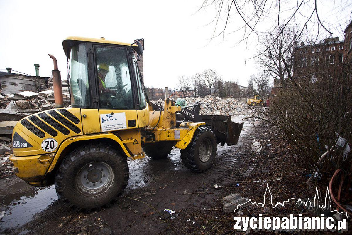 Rozbiórka przy mechaniku