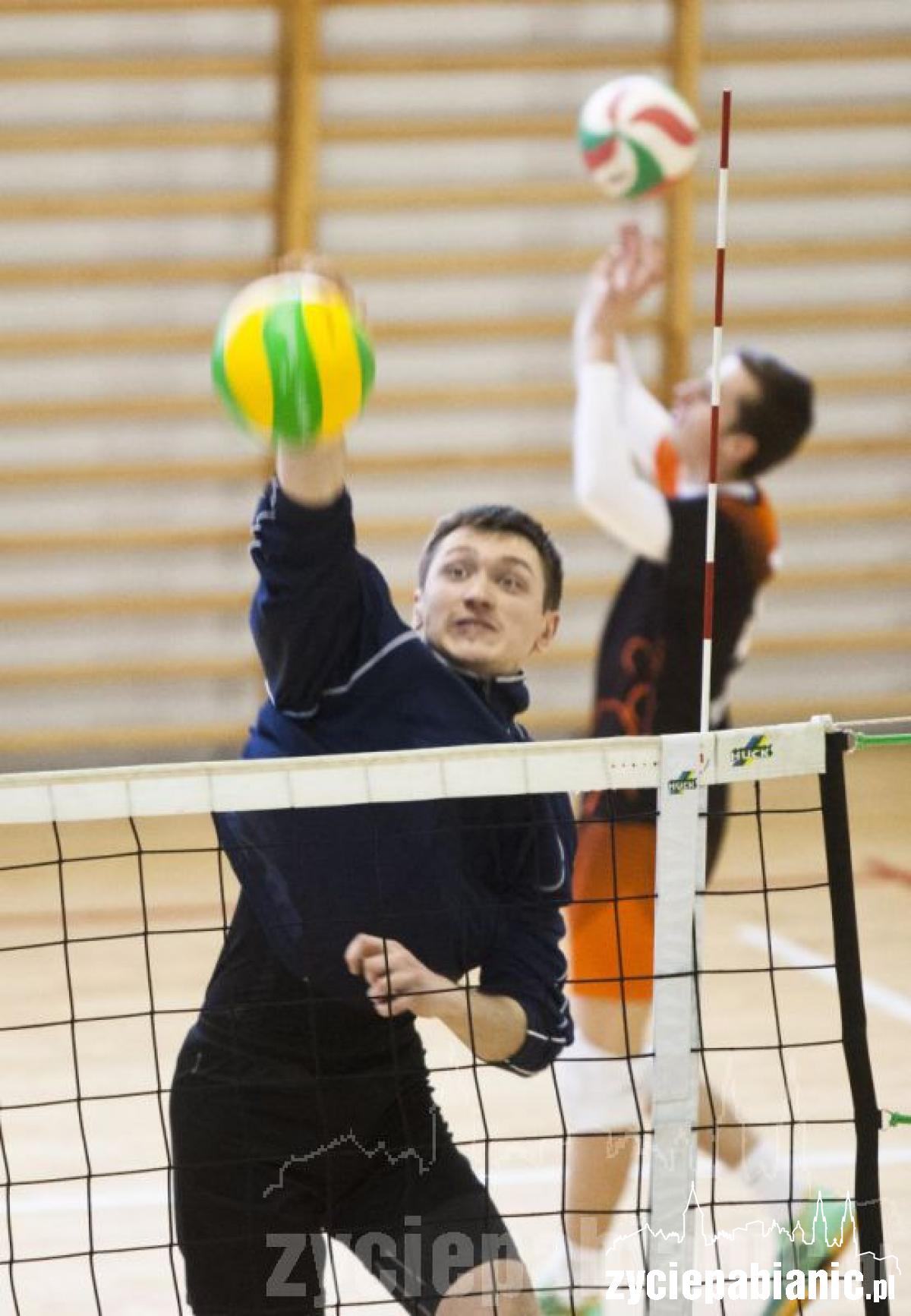 Zimowy turniej siatkówki o puchar prezydenta