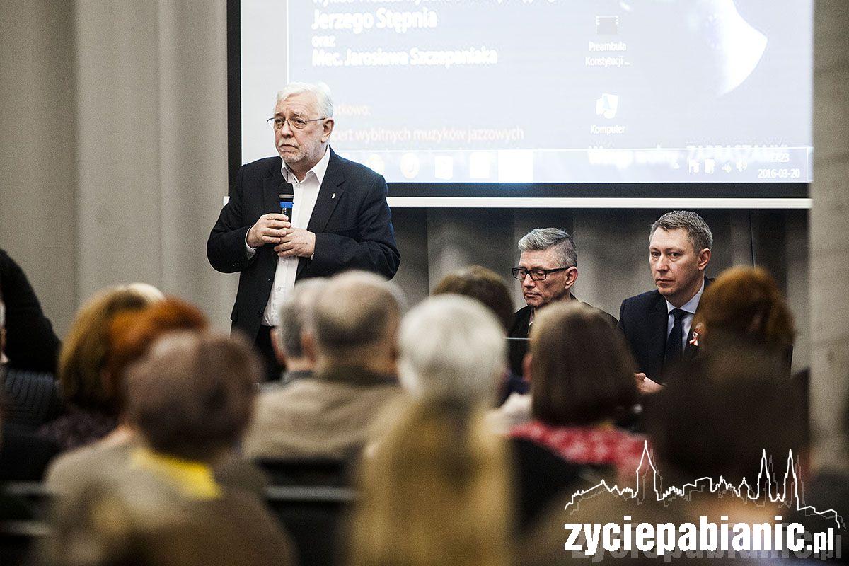 KOD: wykład prezesa Trybunału Konstytucyjnego