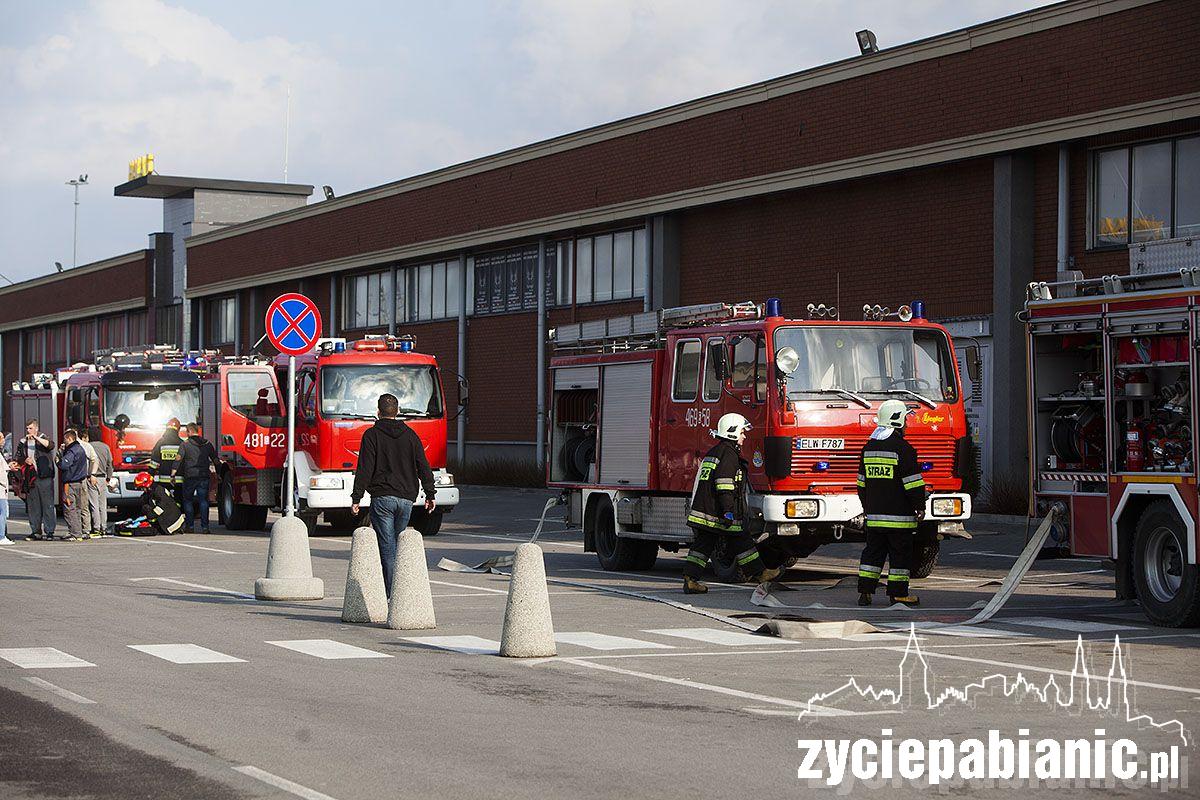Potężny pożar na Ptaku