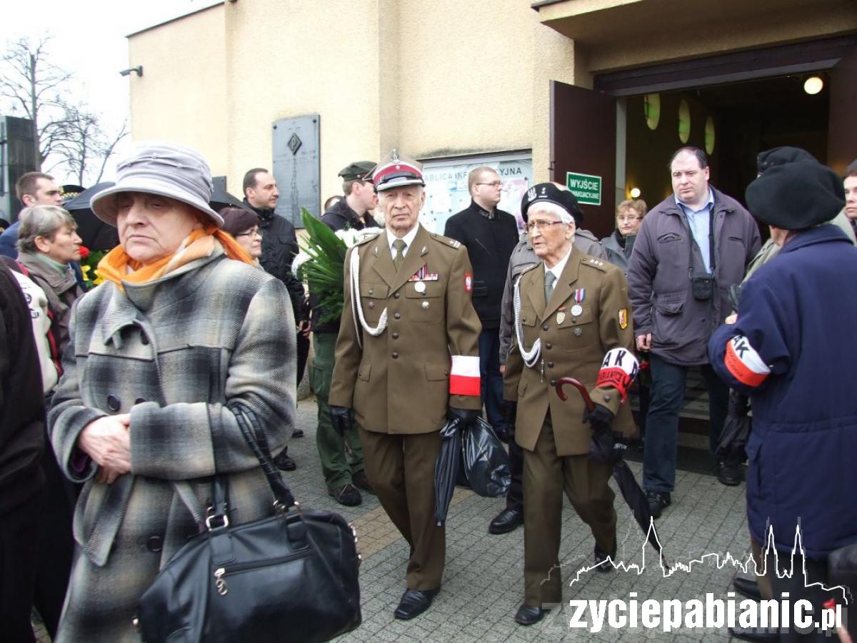 Piękny pogrzeb generała