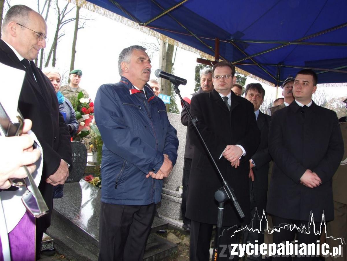 Piękny pogrzeb generała