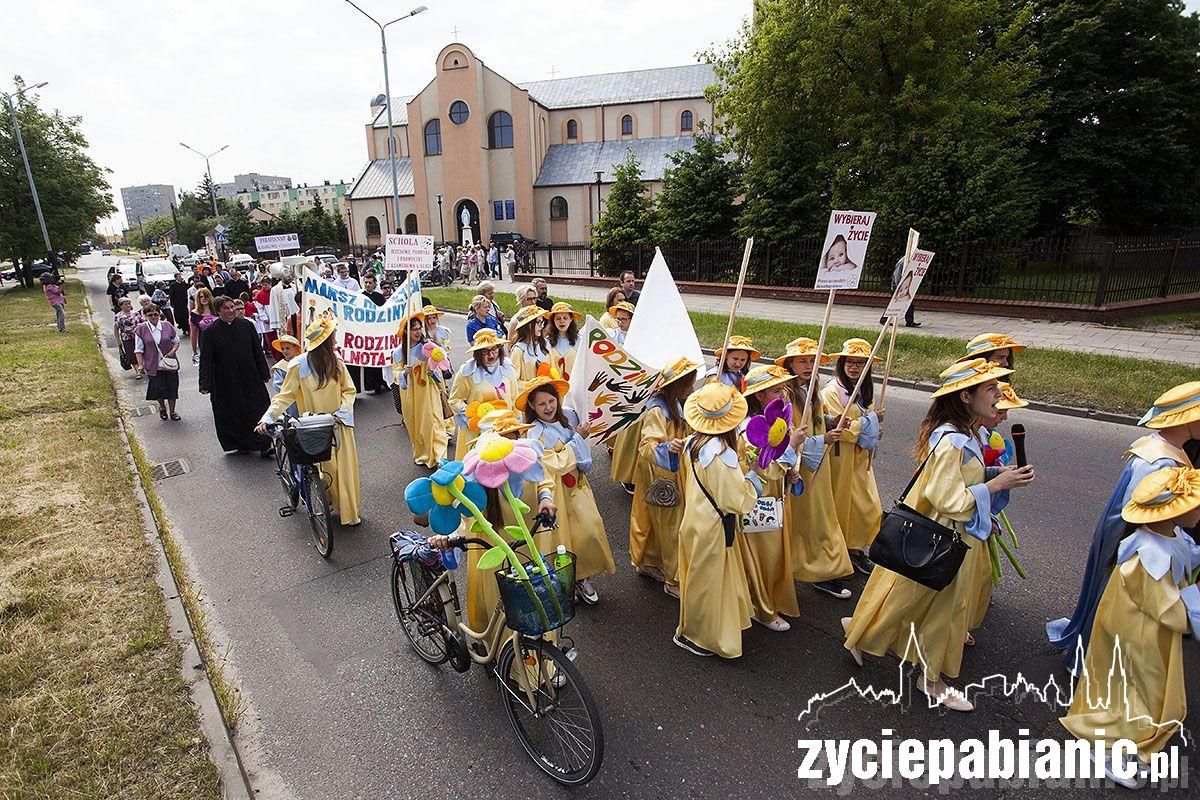 Marsz życia i rodziny