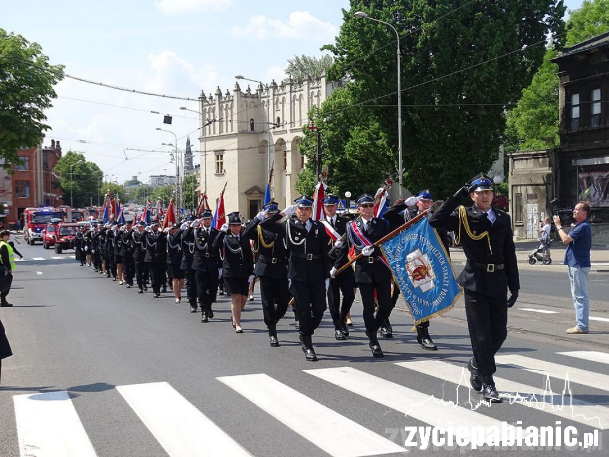 300 strażaków przyjechało do Pabianic