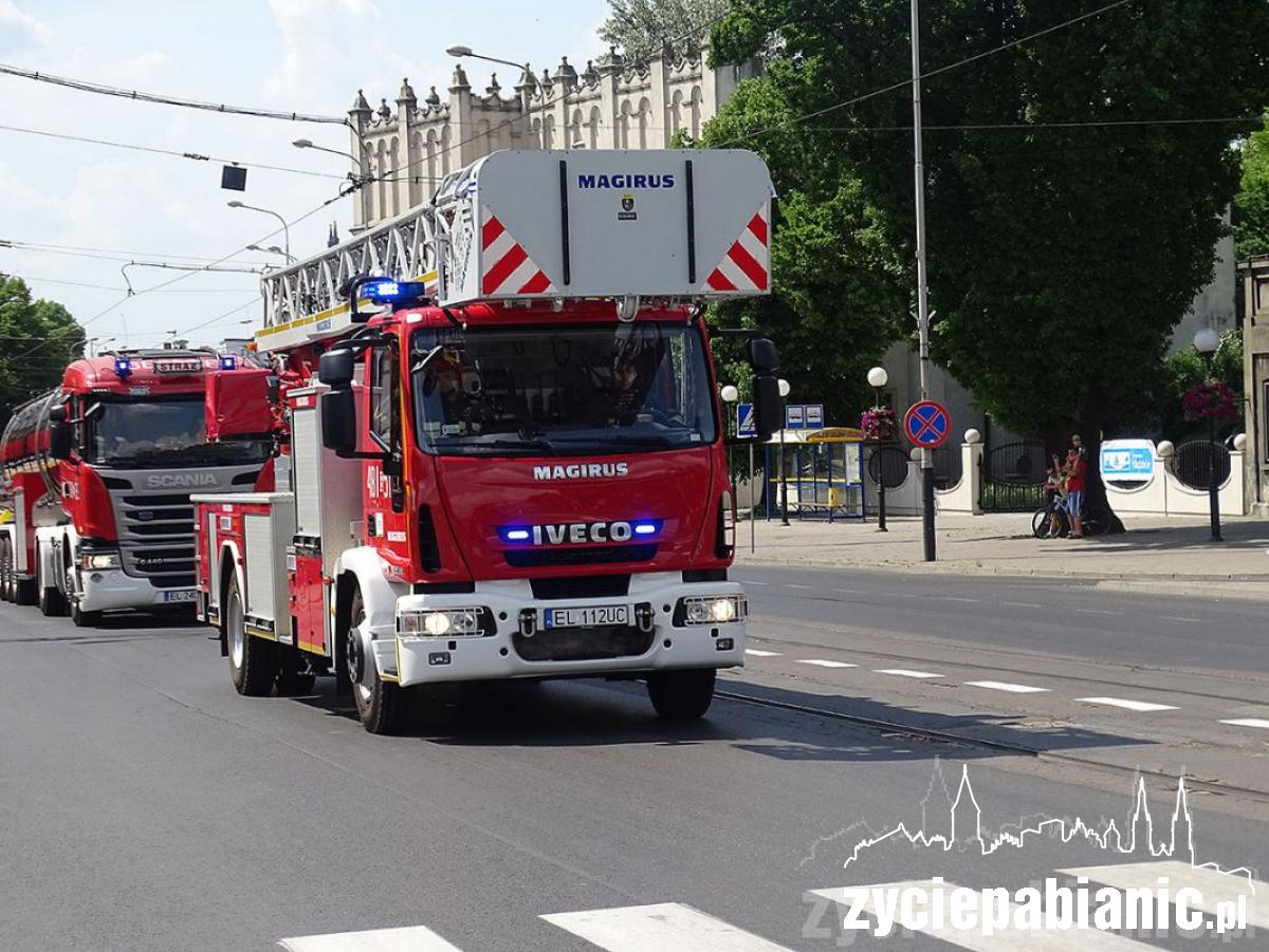 300 strażaków przyjechało do Pabianic