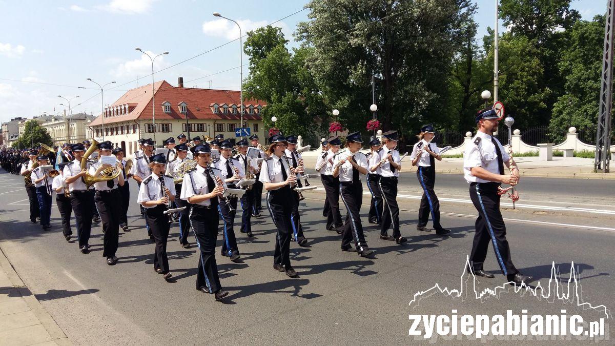 300 strażaków przyjechało do Pabianic