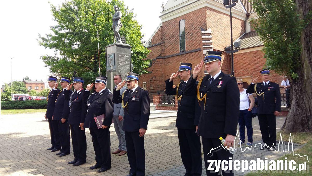 300 strażaków przyjechało do Pabianic