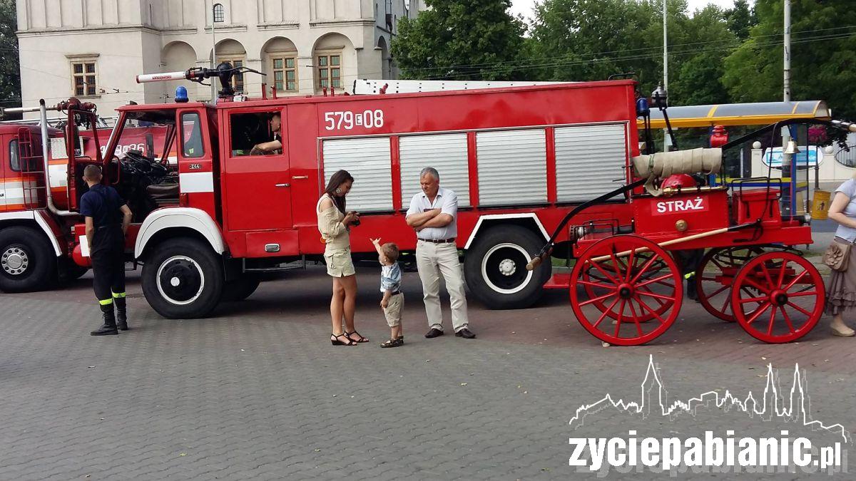 300 strażaków przyjechało do Pabianic