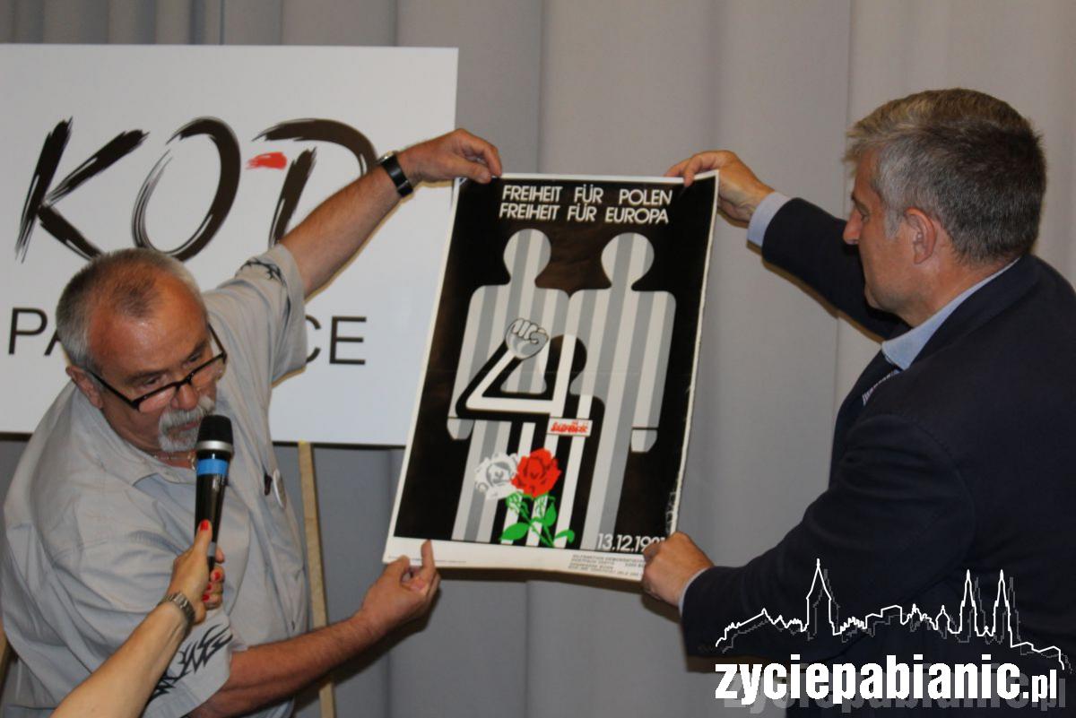 520 osób na Frasyniuku