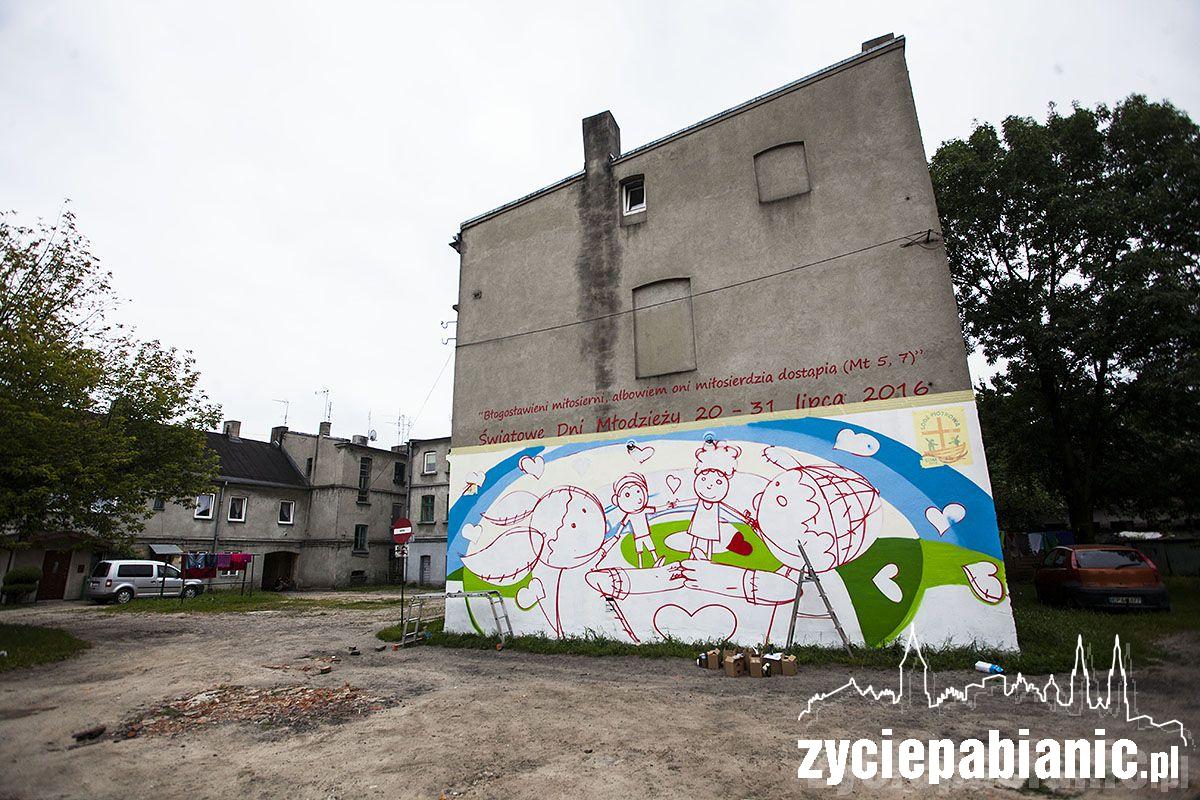 Nowy mural w Pabianicach