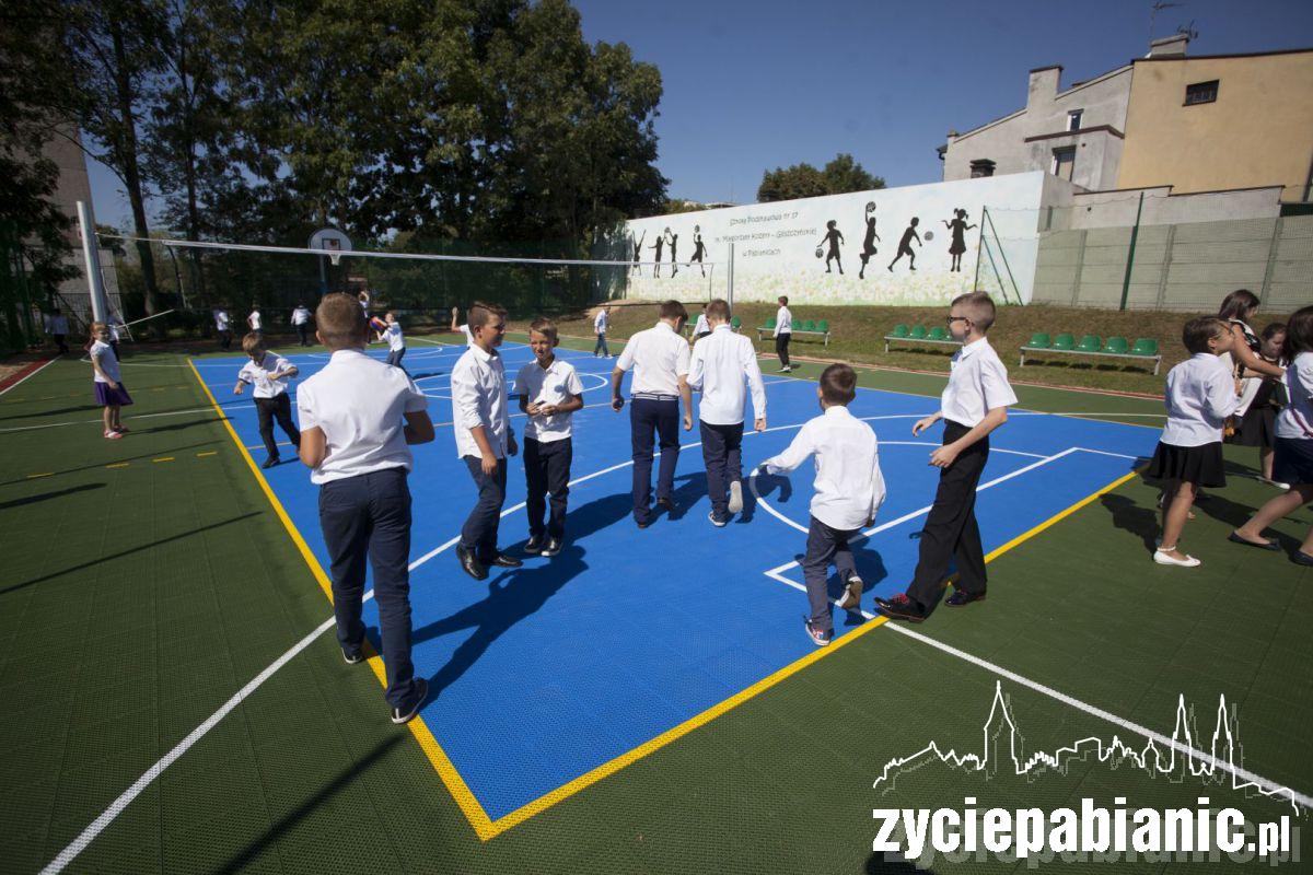 Otwarcie boiska w Szkole Podstawowej nr 17