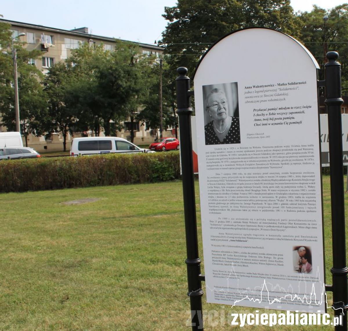 Skwerek Walentynowicz odsłonięty