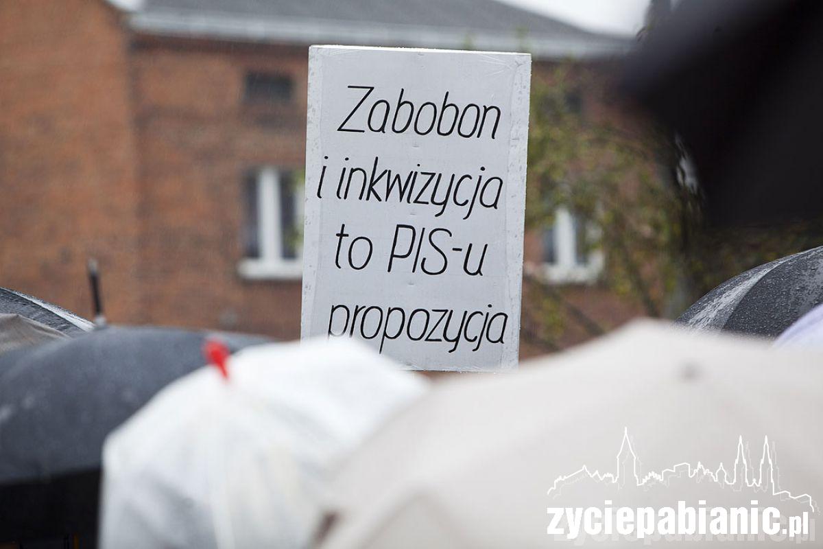 Czarny poniedziałek w Pabianicach