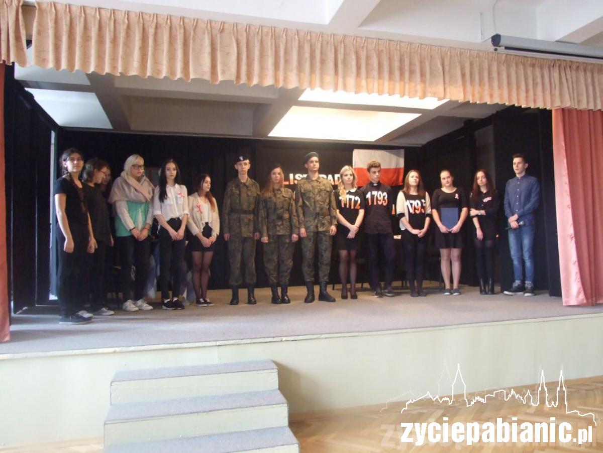 Apele z okazji niepodległości