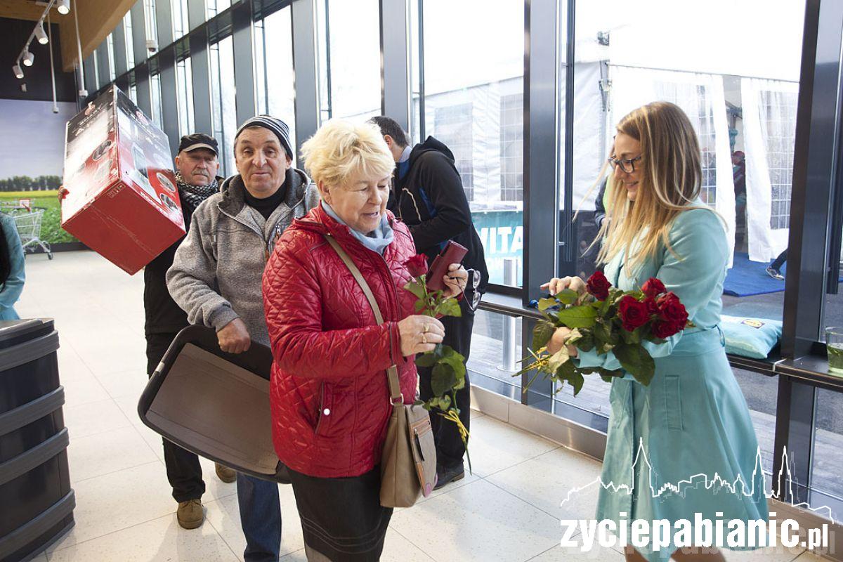 Otwarcie Lidla przy ul. Łaskiej