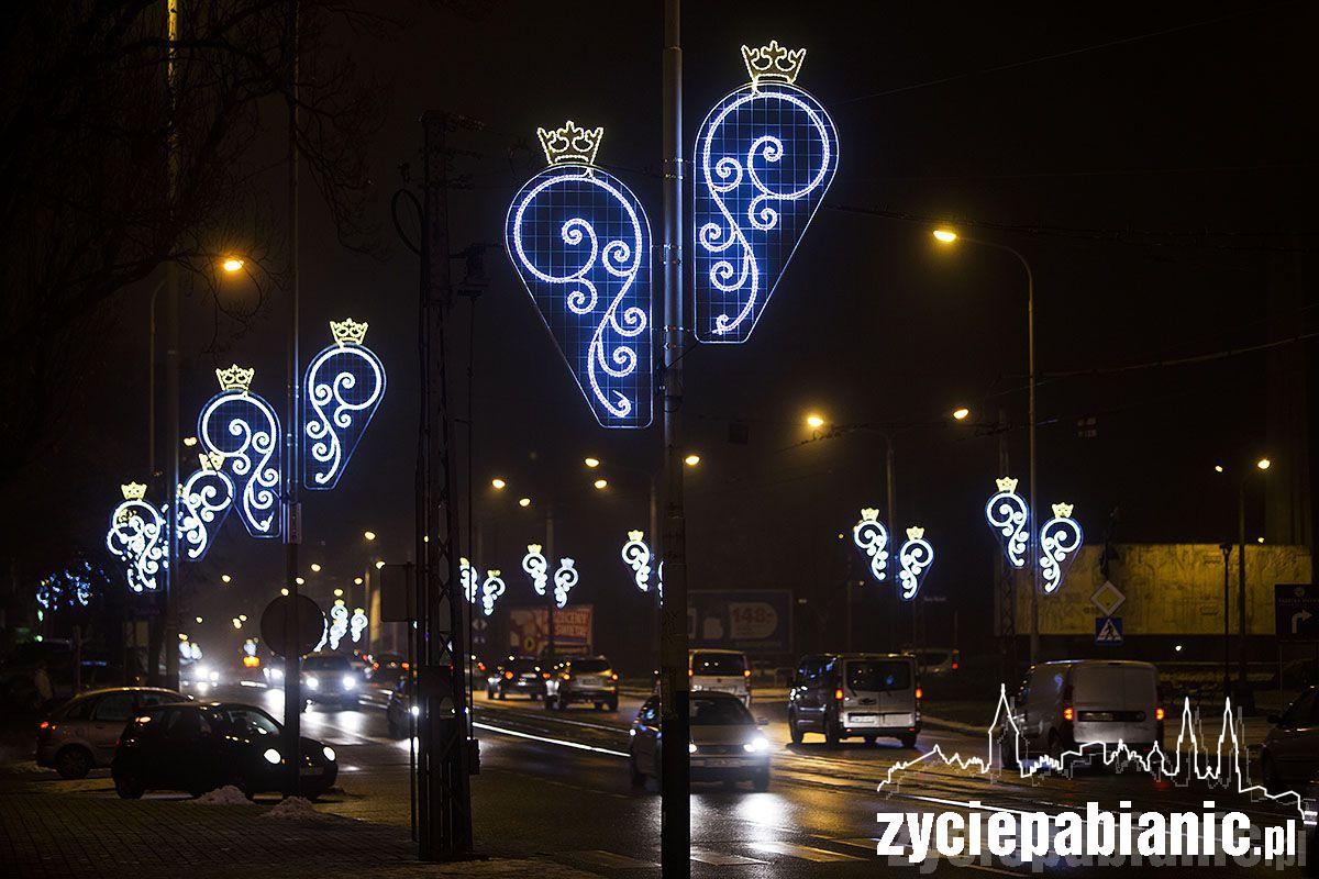 Świąteczna dekoracja na ul. Zamkowej