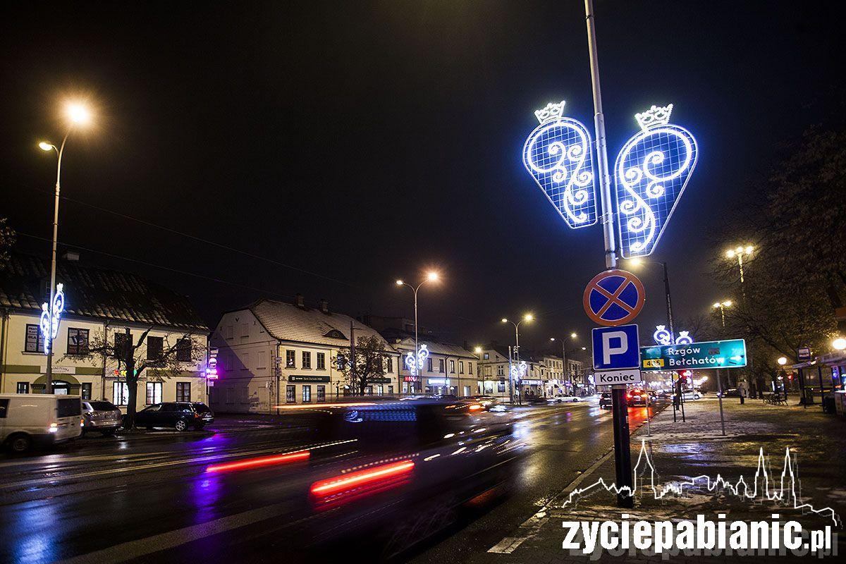 Świąteczna dekoracja na ul. Zamkowej