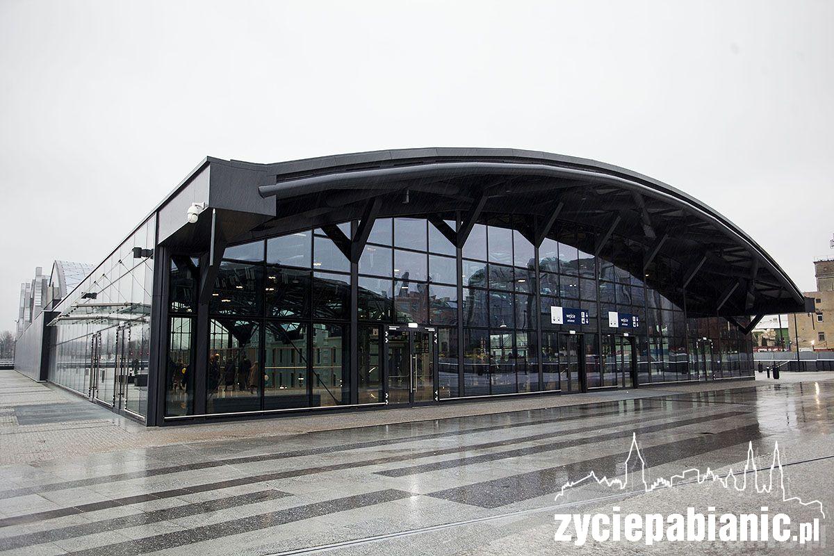 Dworzec Fabryczny otwarty