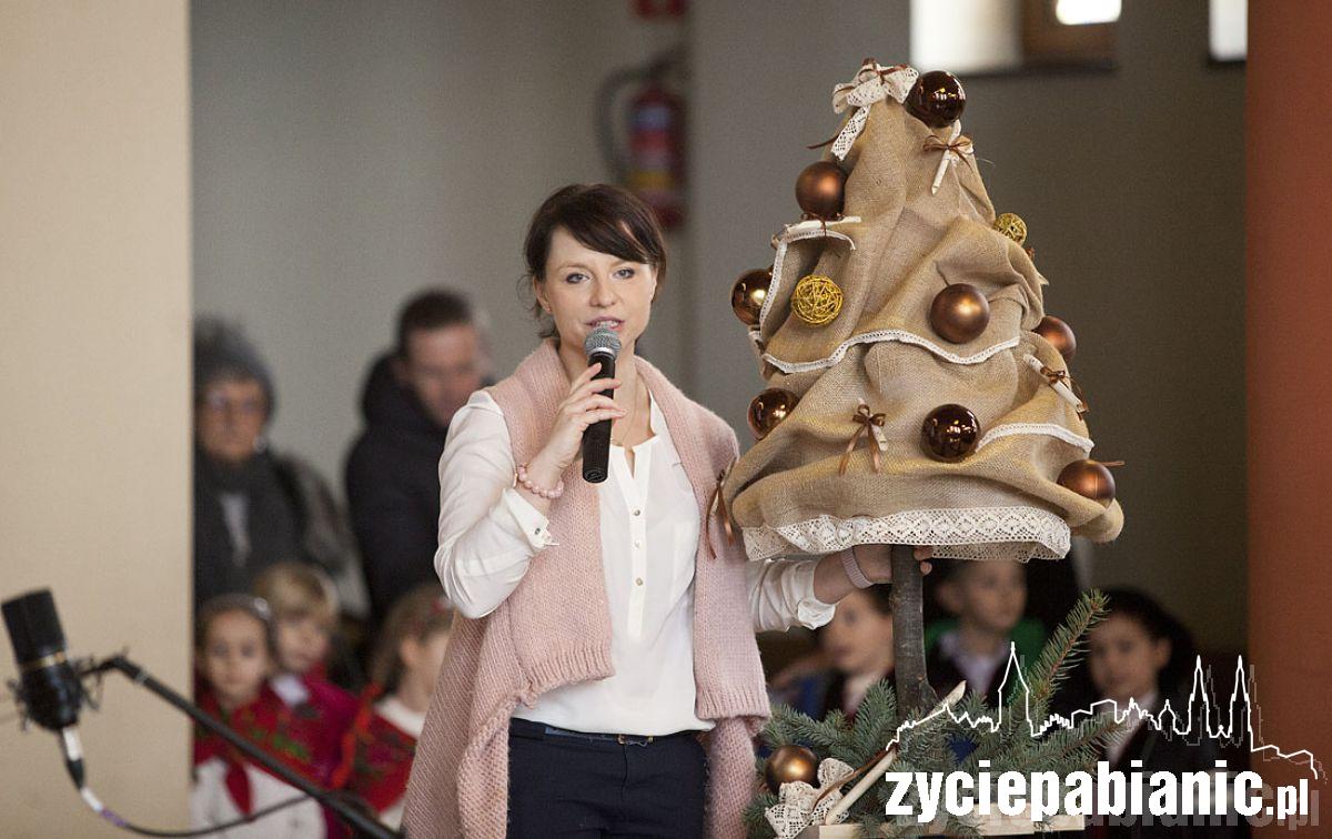 Przedszkolaki śpiewały kolędy