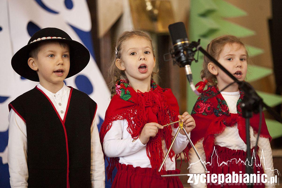 Przedszkolaki śpiewały kolędy