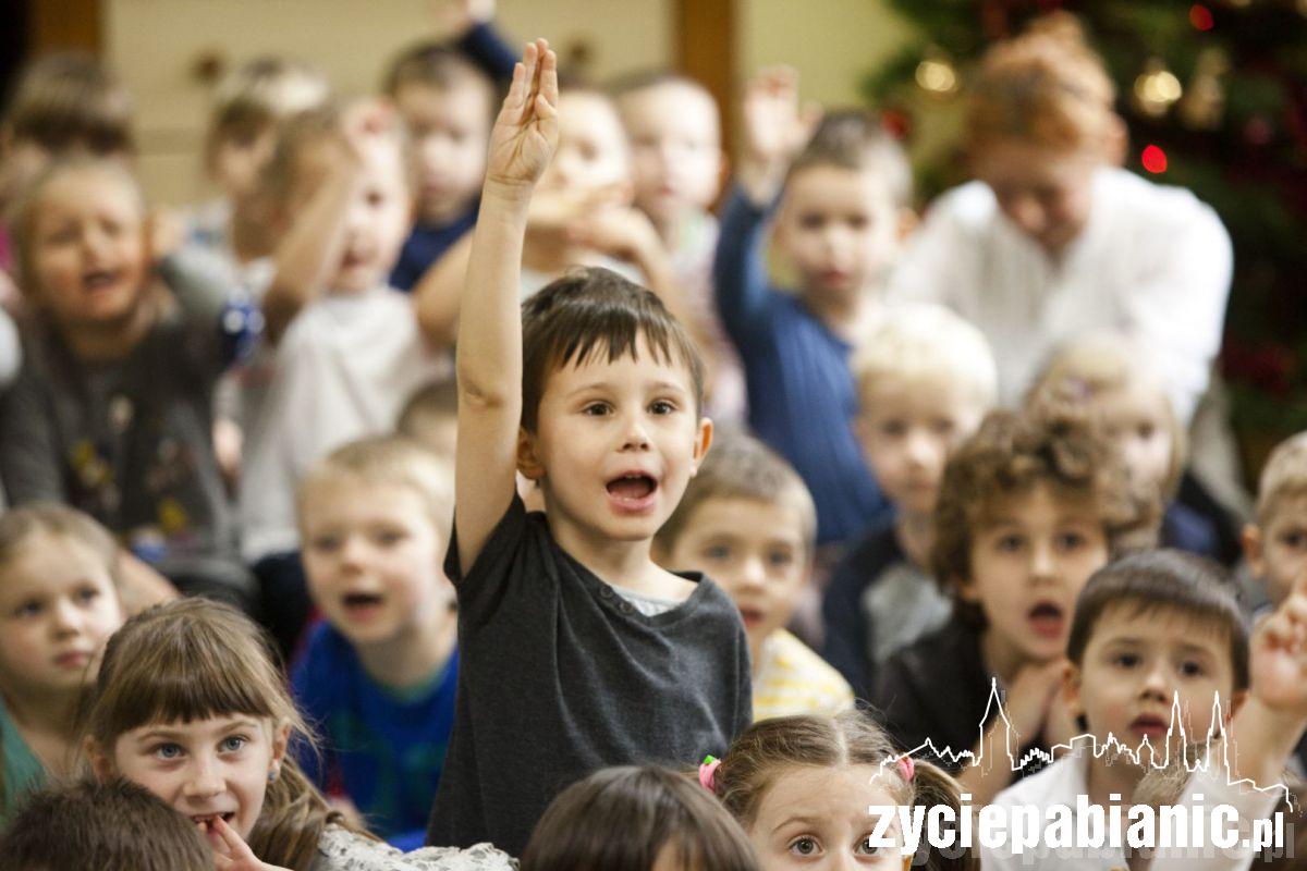 Przedszkolaki bezpieczne na drodze