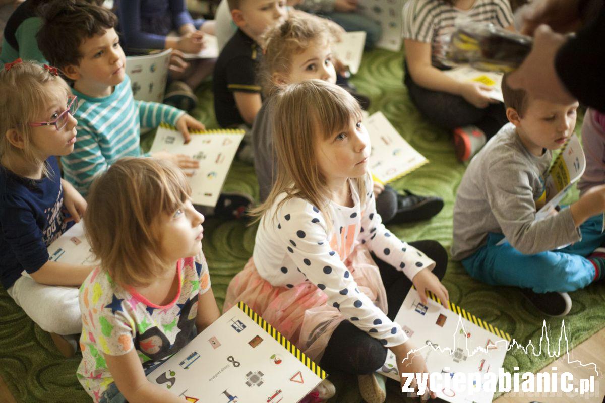 Przedszkolaki bezpieczne na drodze