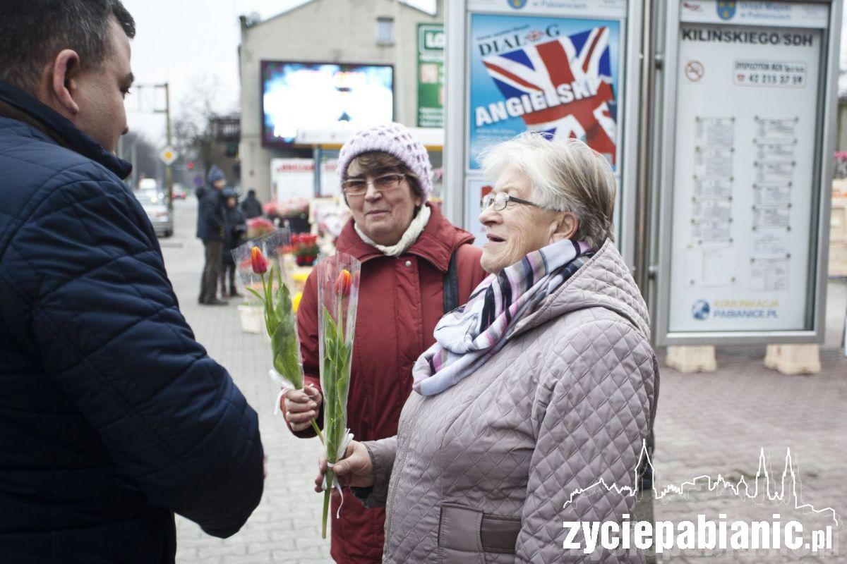 Życzenia i kwiaty dla kobiet