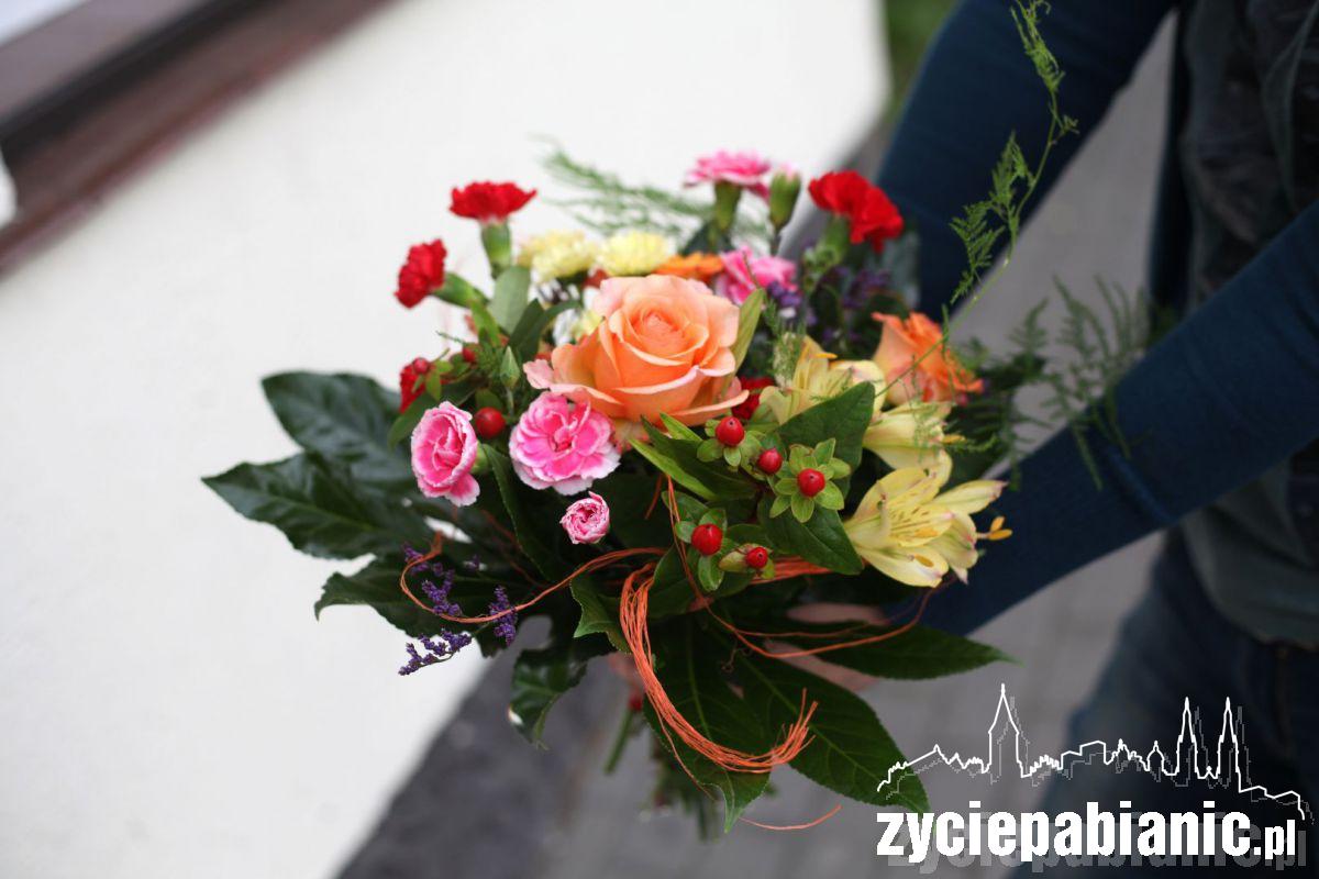 Życzenia i kwiaty dla kobiet