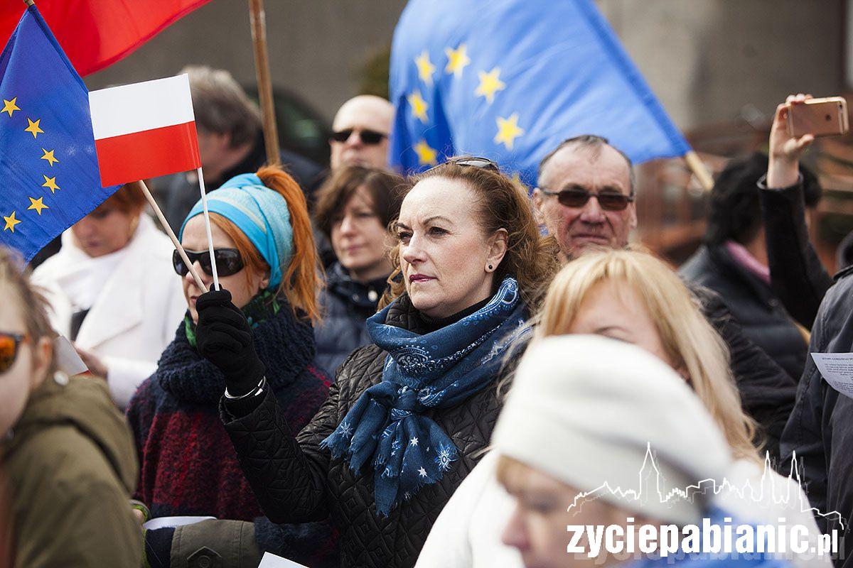 KOD odśpiewał „Odę do radości”