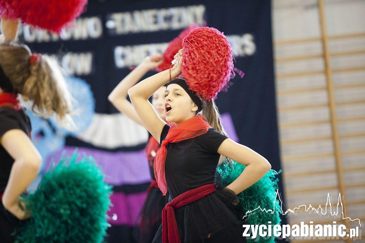 Powiatowe zawody cheerlederek