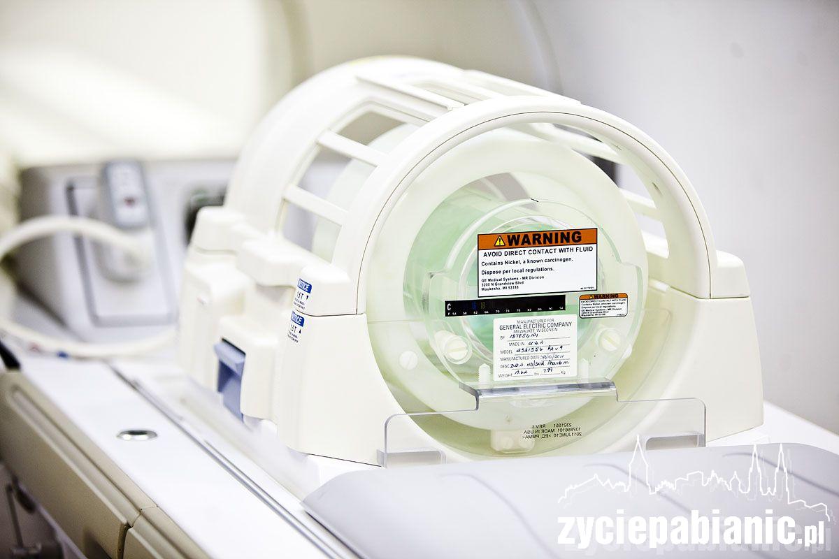 Rezonans magnetyczny w PCM
