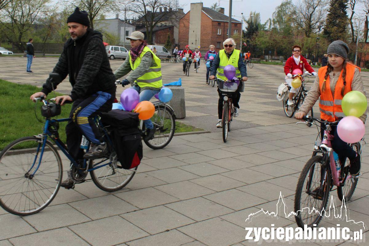 Ponad 60 rowerzystów wyruszyło na nasze ulice