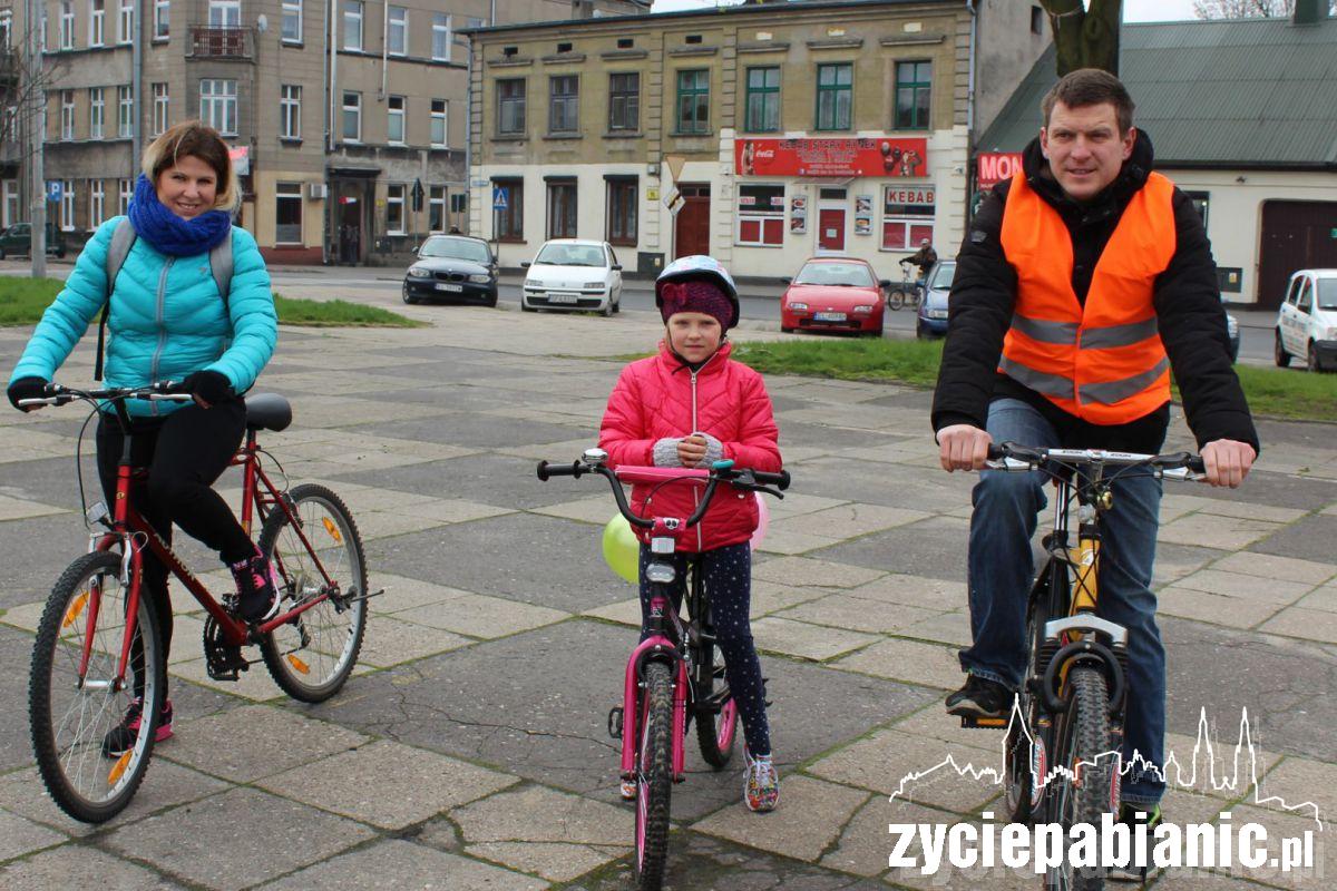 Ponad 60 rowerzystów wyruszyło na nasze ulice