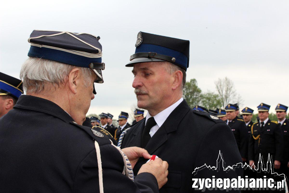 Nagrody, awanse, medale, czyli święto strażaków