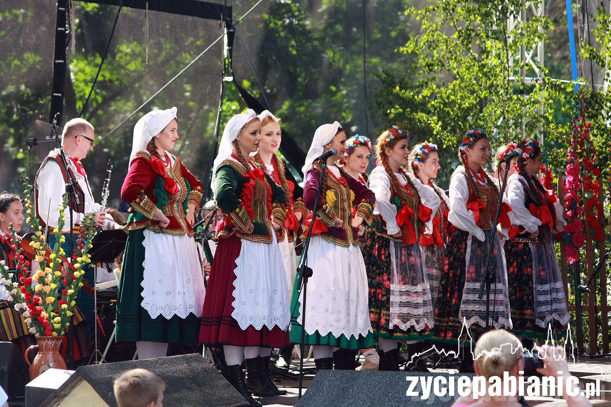Festiwal Folkloru w Dobroniu