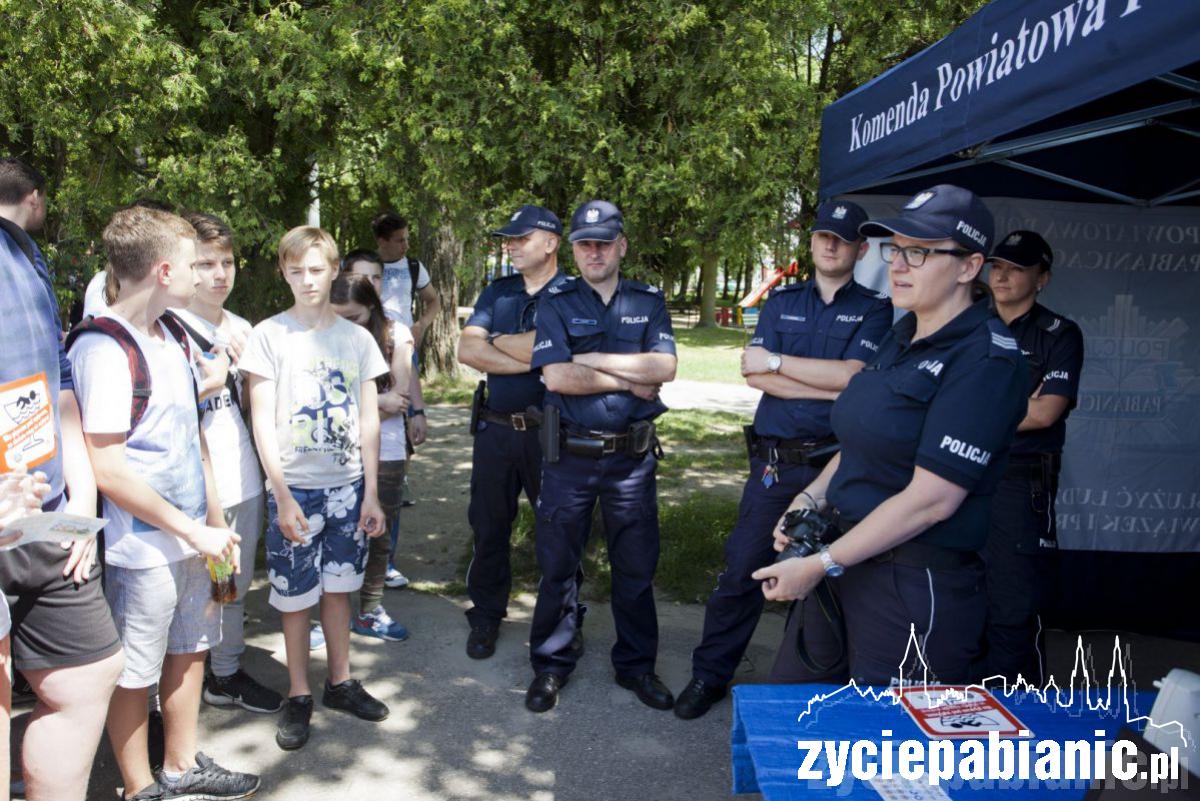 Jak udzielić pomocy tonącemu?