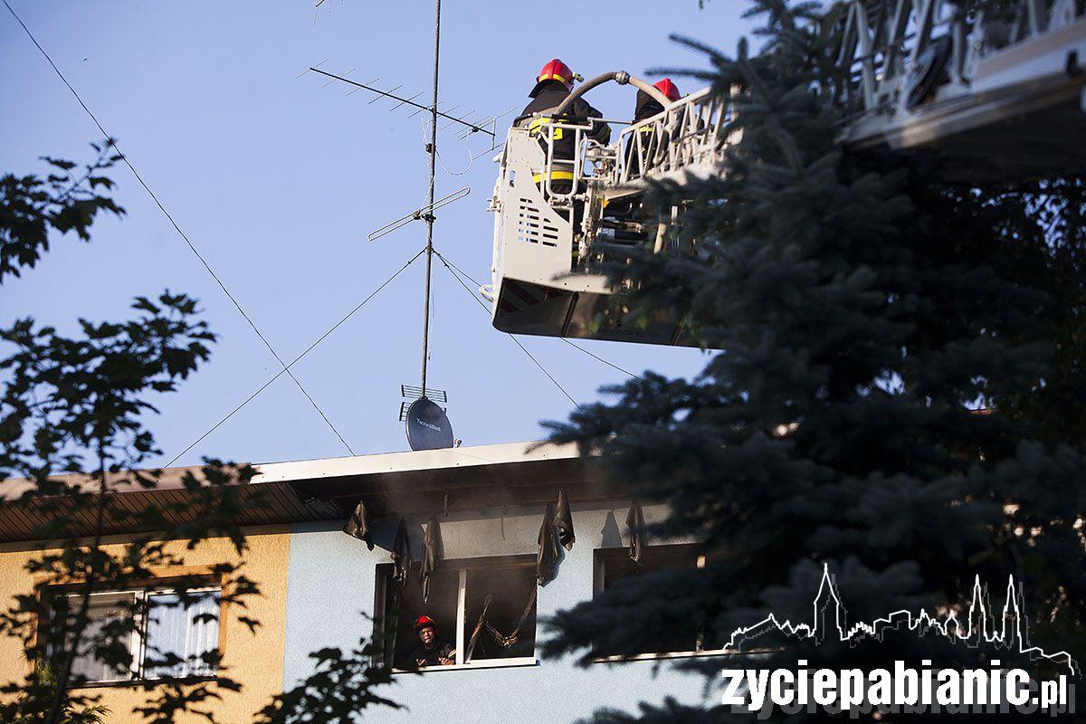 Pożar przy ul. Drewnowskiej