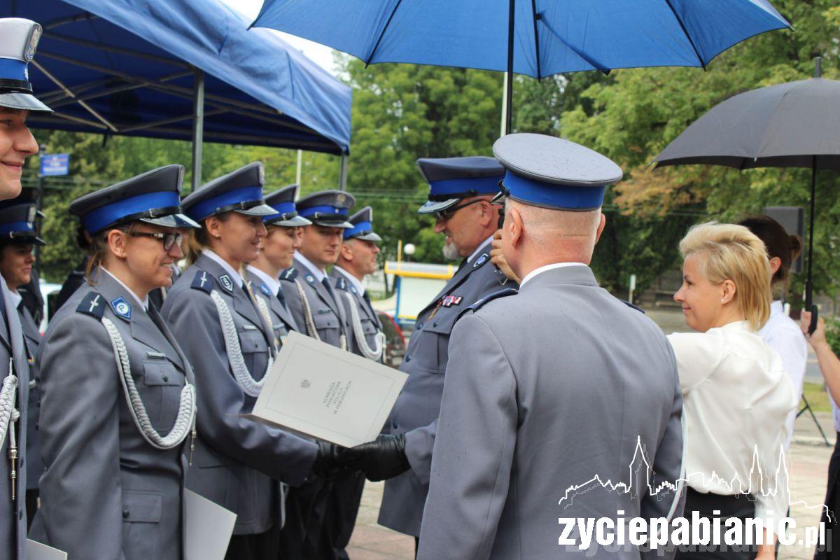 Mianowani, uhonorowani, odznaczeni