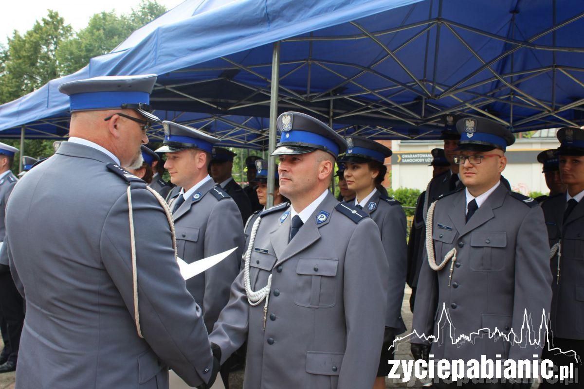Mianowani, uhonorowani, odznaczeni