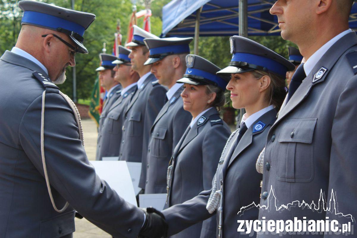 Mianowani, uhonorowani, odznaczeni