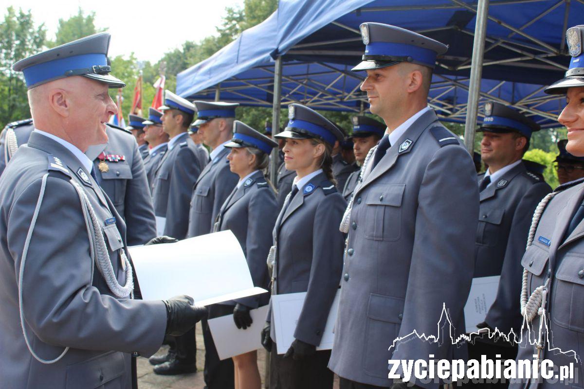 Mianowani, uhonorowani, odznaczeni