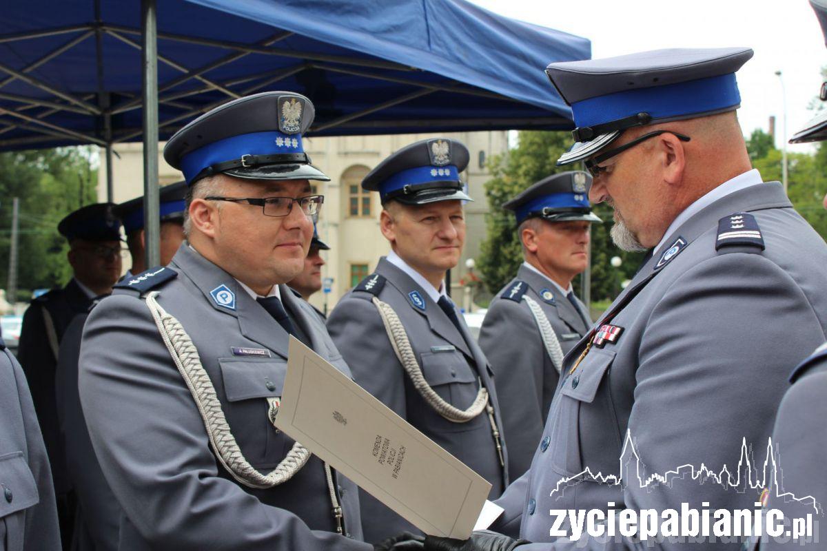 Mianowani, uhonorowani, odznaczeni